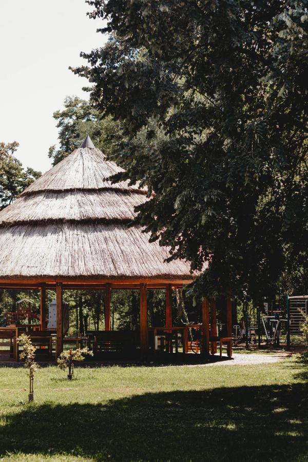 Vukovarska Kuca Hotel Buitenkant foto