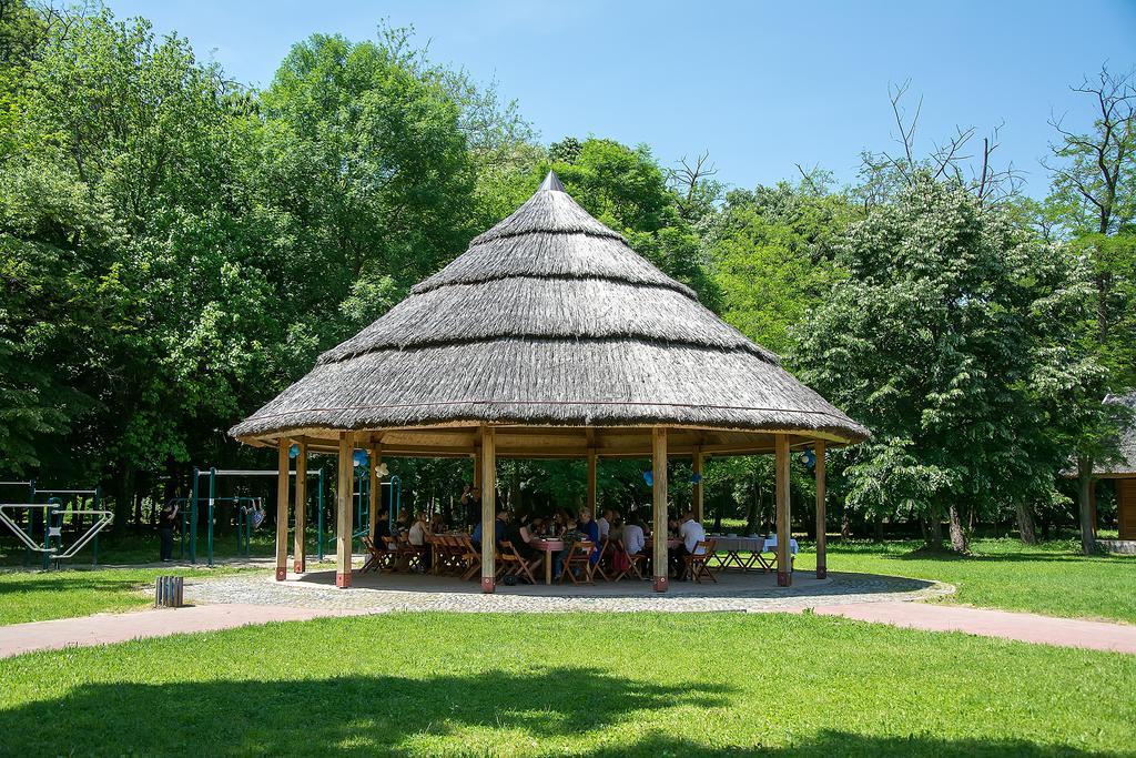 Vukovarska Kuca Hotel Buitenkant foto