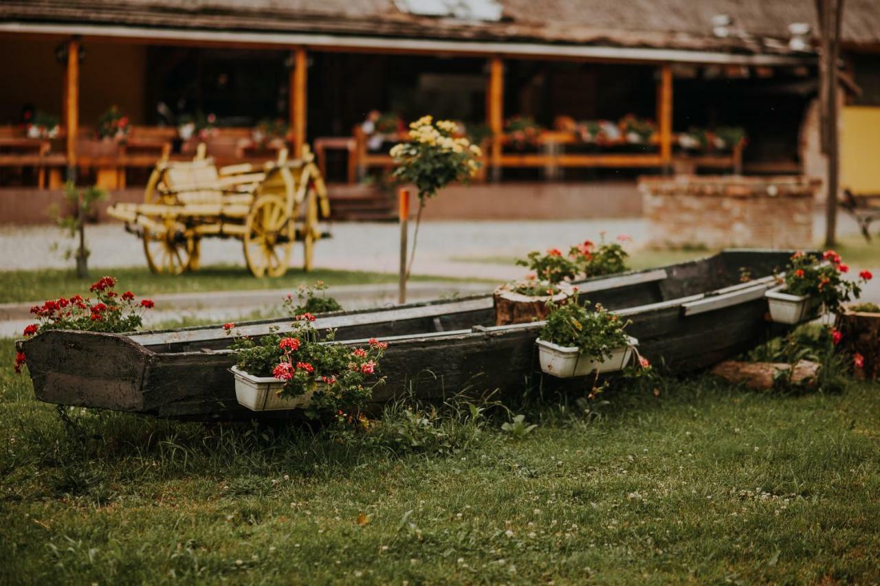 Vukovarska Kuca Hotel Buitenkant foto